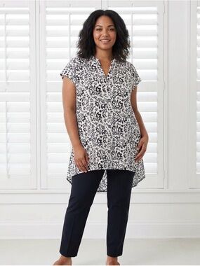Pendleton Black and White Abstract Floral Tunic Top Lightweight Blouse Sz Large